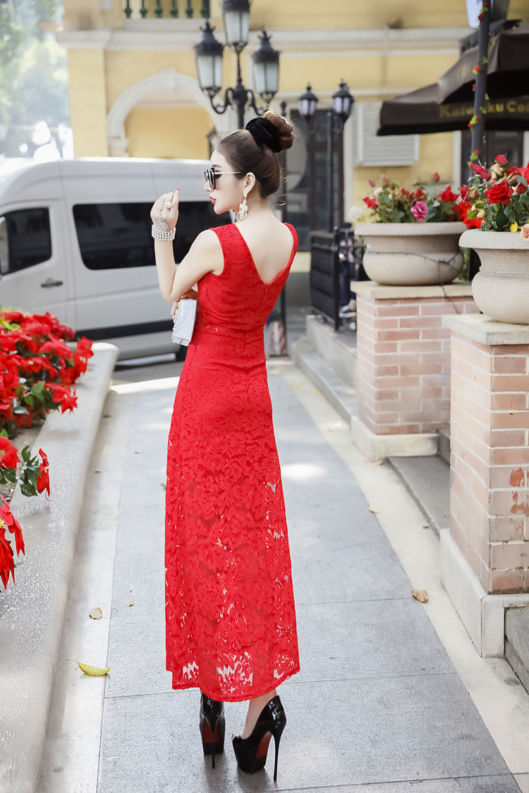 GW2191 Classic Lace Maxi Dress Red