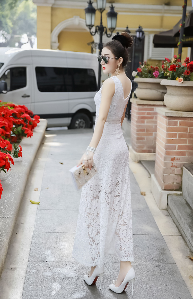 GW2191 Classic Lace Maxi Dress White