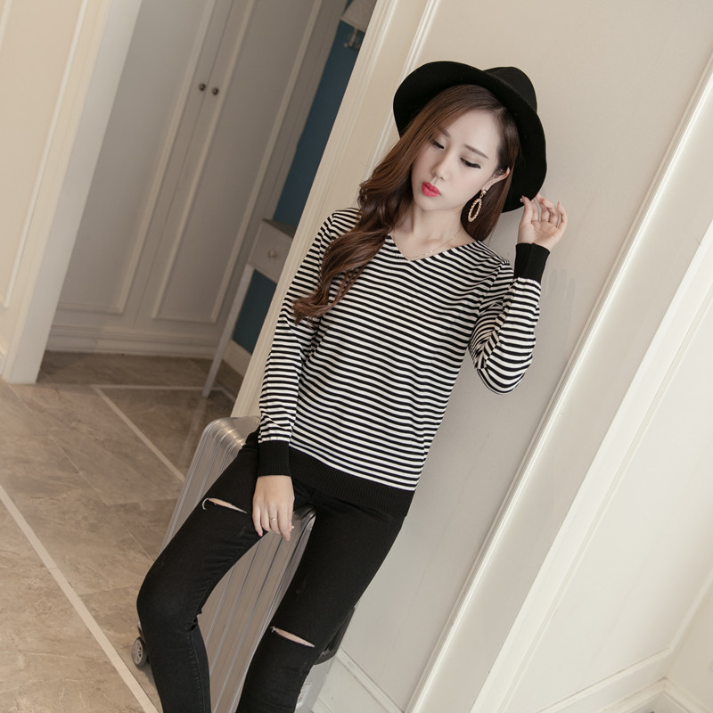 KF526 Long Sleeved Striped Top Black