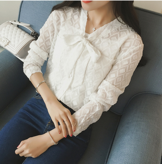 KF549 Long Sleeved V-Neck Top White