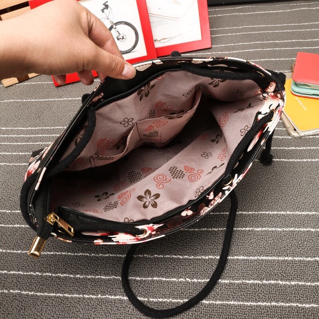 KW80223 Floral Butterfly Tote Bag Black