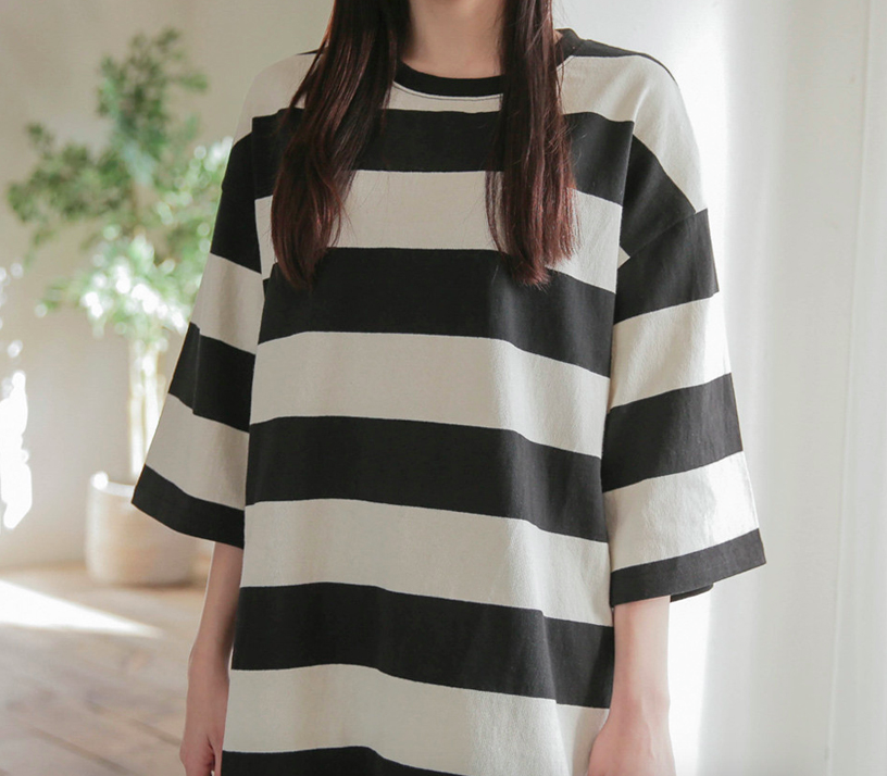 KB10004 Stylish Stripe Top Black