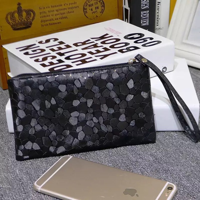 KW80246 Diamond Pouch Bag Black