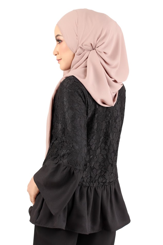 QA-370 Muslimah Bell Sleeves Top Black