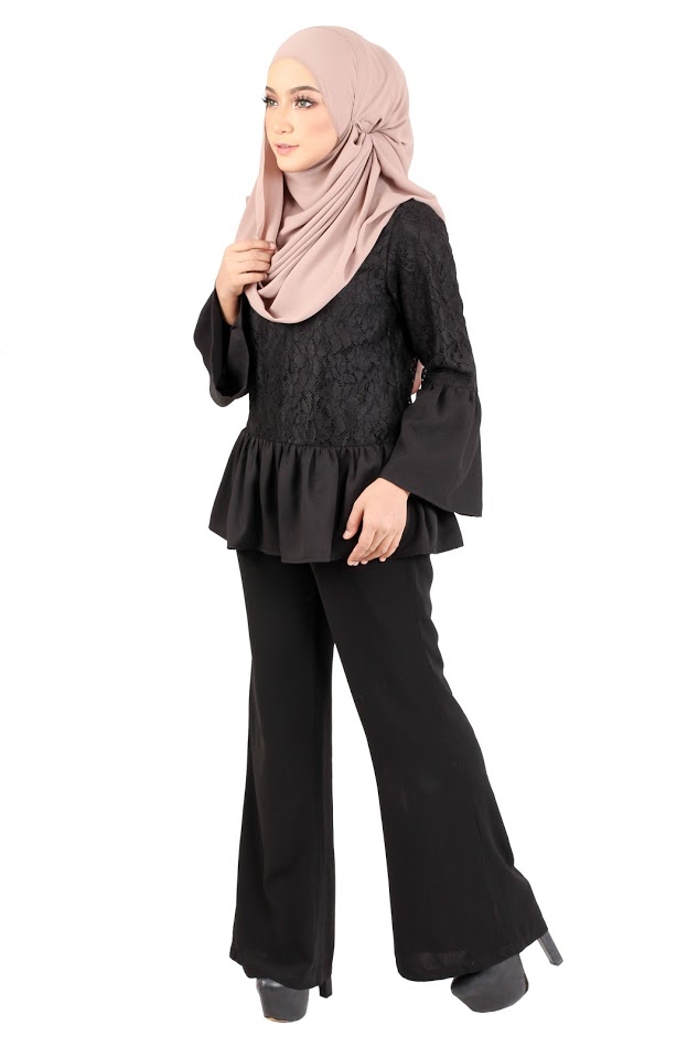 QA-370 Muslimah Bell Sleeves Top Black