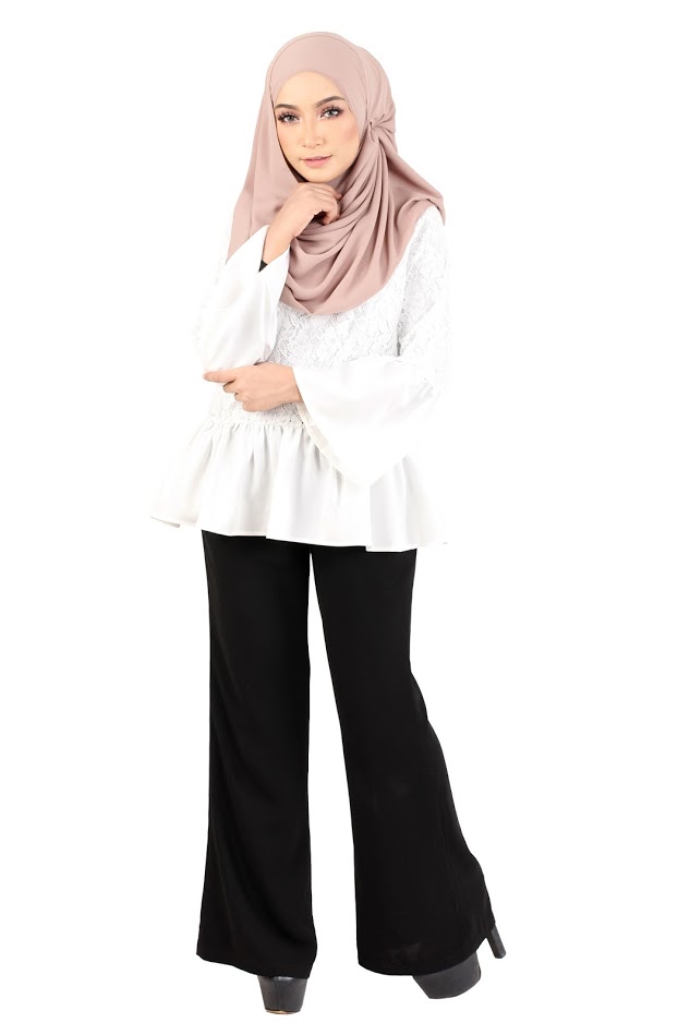 QA-370 Muslimah Bell Sleeves Top White