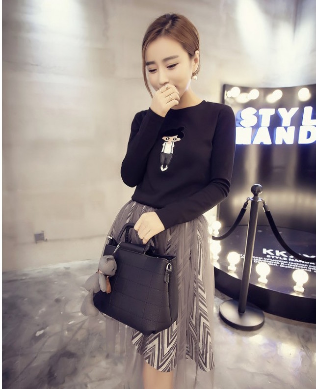 WB21390 Stylish Handbag Black