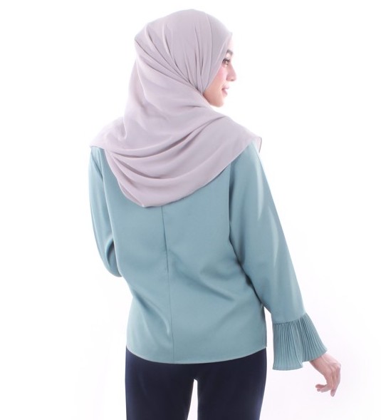 MH043 Fashion Blouse Soft Blue