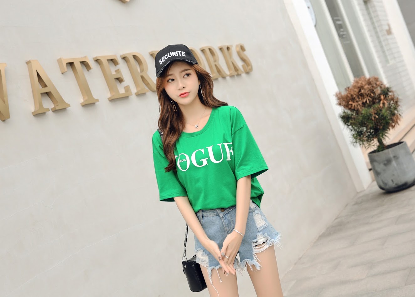 QA-391 Women Casual Graphic Shirt Green