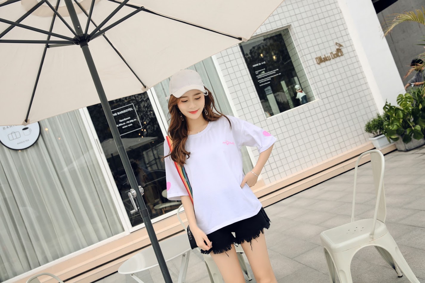 QA-391 Women Casual Graphic Shirt White