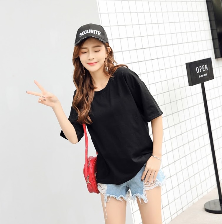 QA-391 Women Casual Graphic Shirt Black