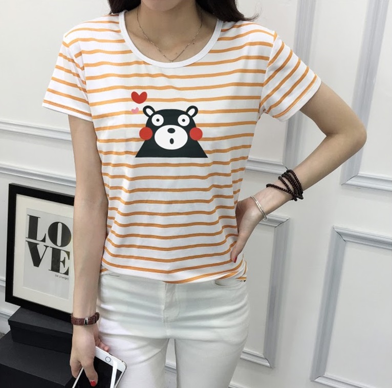 QA-392 Women Korean Fashion Casual Top Bear