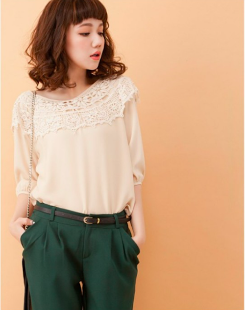 WT21454 Lovely Top Almond