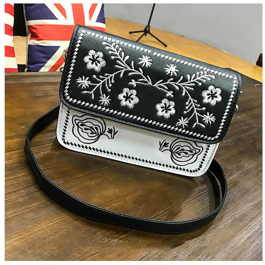 KW80331 Flower Sling Bag Black