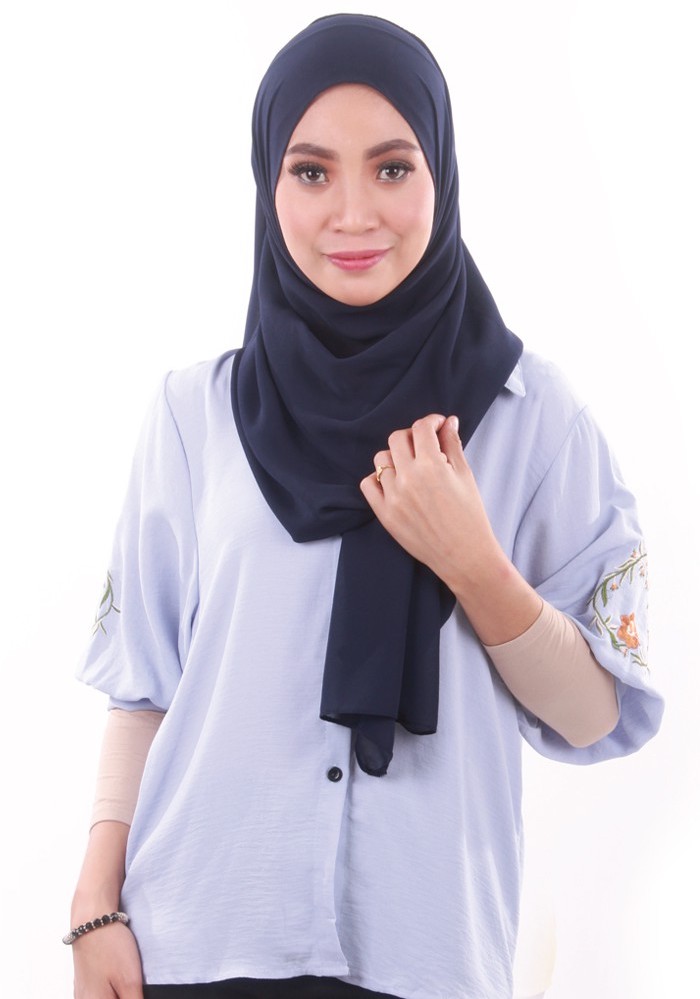 MH134 Embroidery Blouse Soft Blue