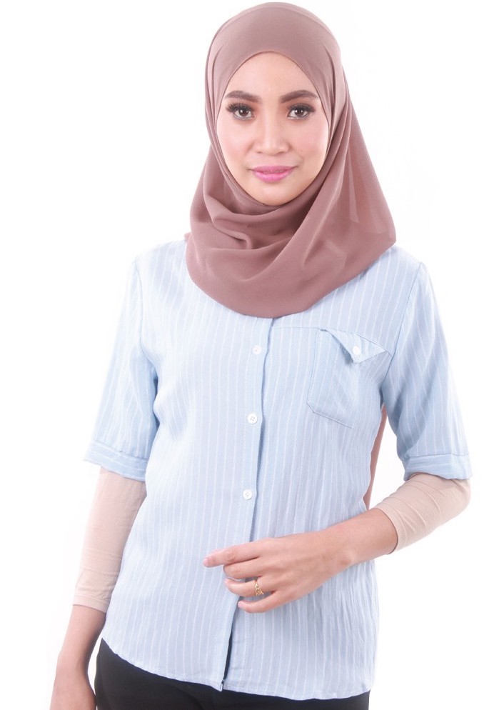 MH139 Charming Blouse Soft Blue