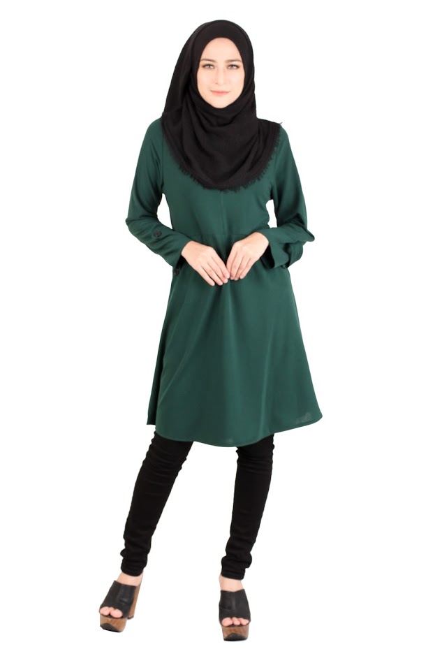 QA-416 Modern Muslimah Long Top Green