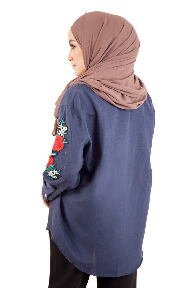 QA-400 Women Rose Embroidery Top Navy Blue