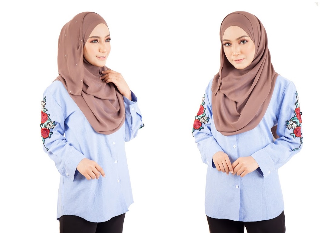 QA-400 Women Rose Embroidery Top Blue