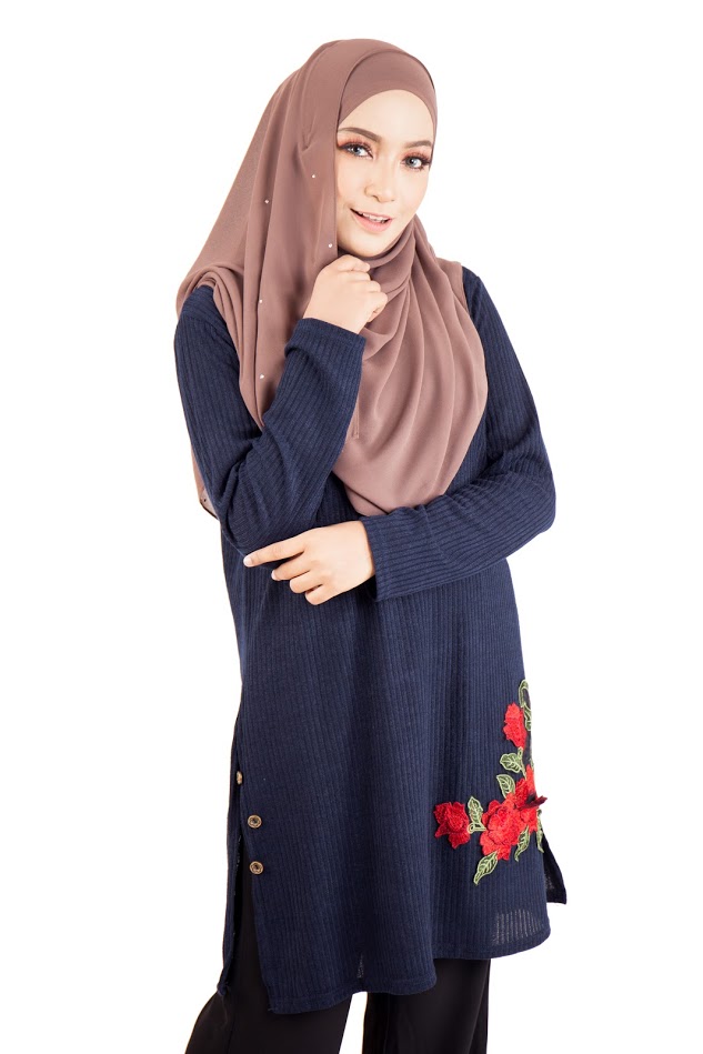 QA-402 Embroidery Muslimah Top Navy Blue