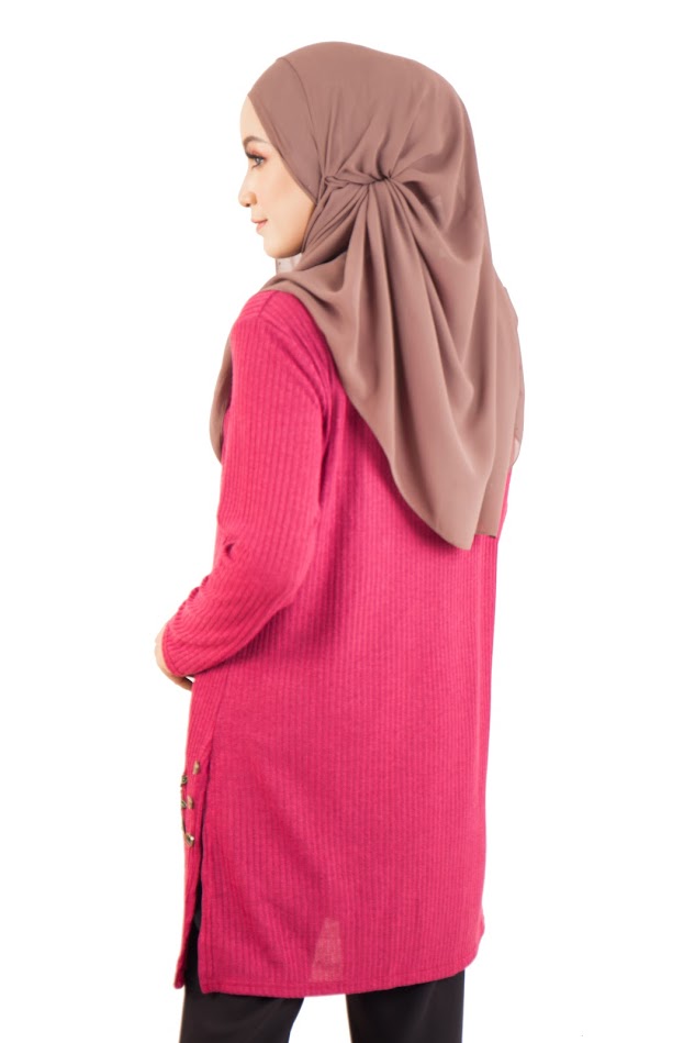 QA-402 Embroidery Muslimah Top Magenta