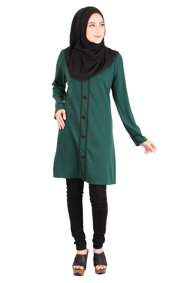 QA-417 Button Muslimah Long Top Green