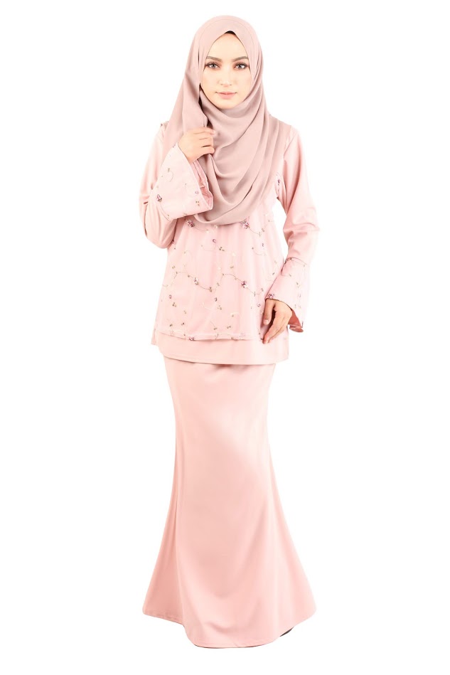 QA-418 Modern Lace Baju Kurung Pink