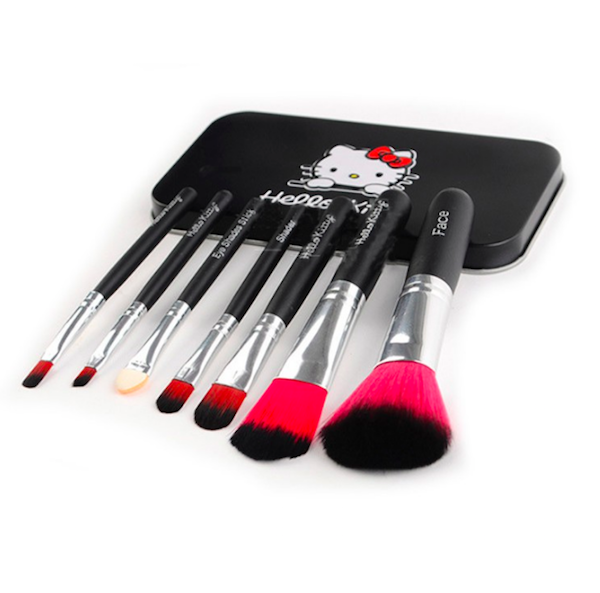 BL5019 Hello Kitty Make Up Brush With Metal Box Black