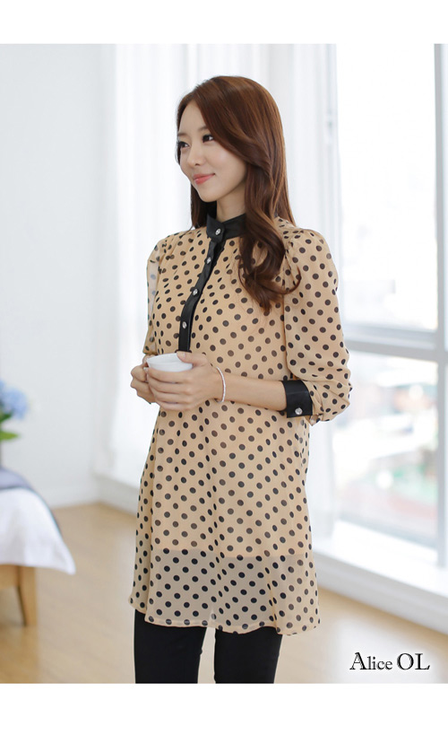 WT7612 Polka Dot Summer Top Almond