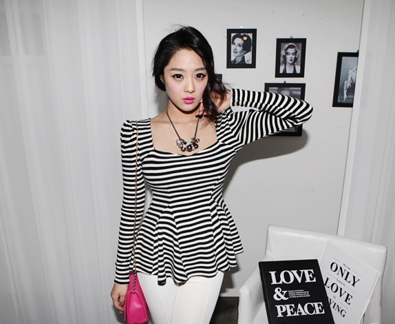 WT7615 Sexy Casual Women Top Stripe