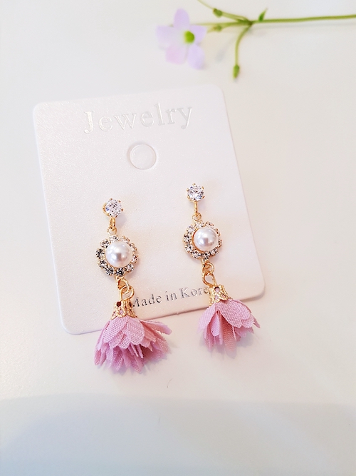 KR-009 Charming Earring Pink