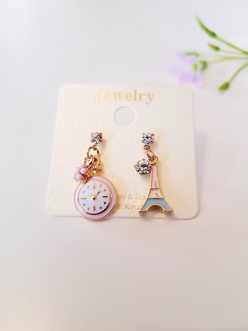 KR-012 Trendy Earring As Pic