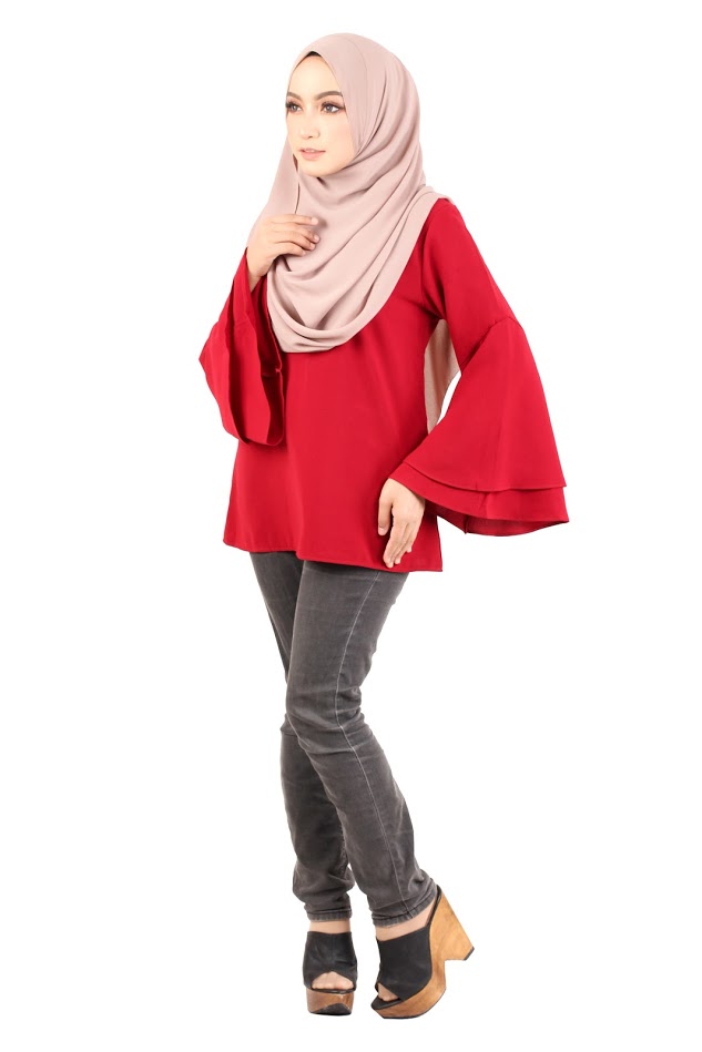 QA-431 Women Flared Blouse Red