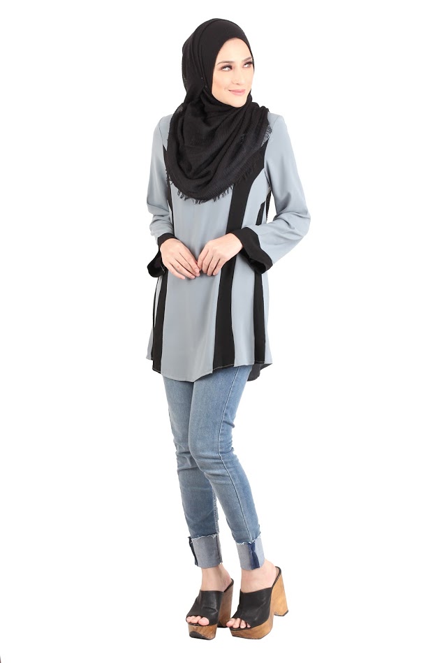 QA-433 Stylish Women Top Grey