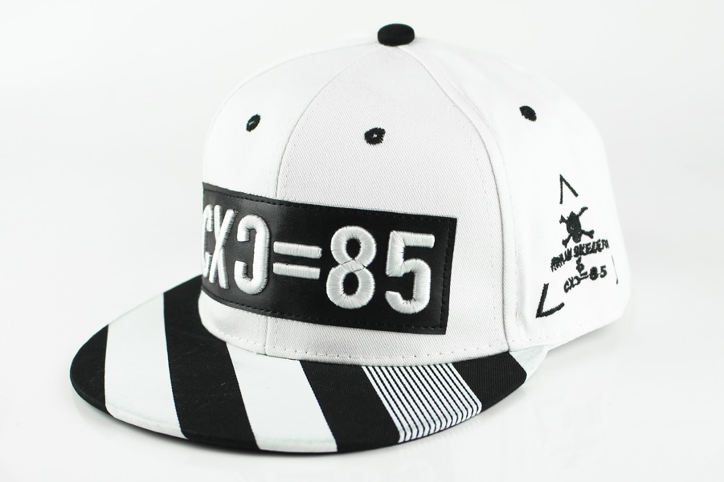 QA-435 Trendy Snapback Cap White