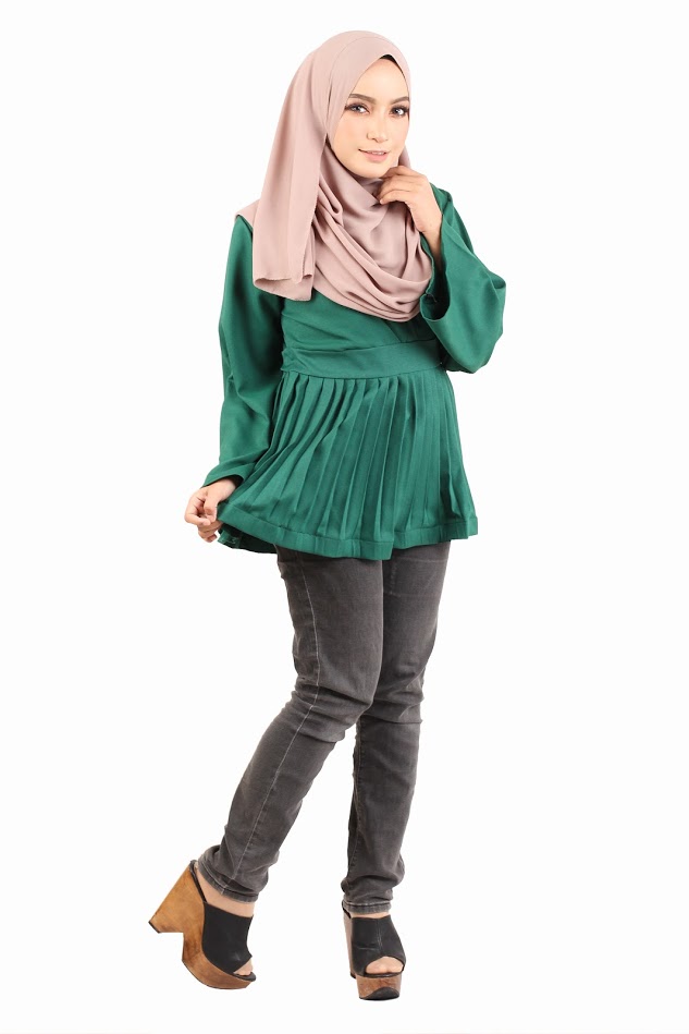 QA-443 Women Peplum Blouse Green