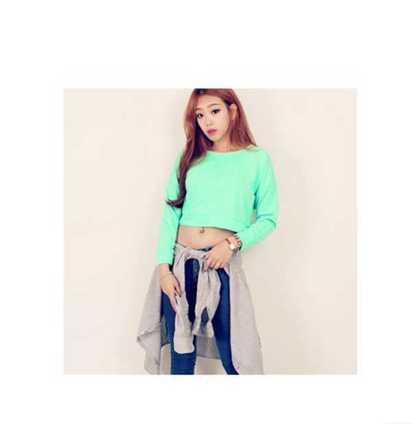 WT21566 Stylish Basic Crop Top Green