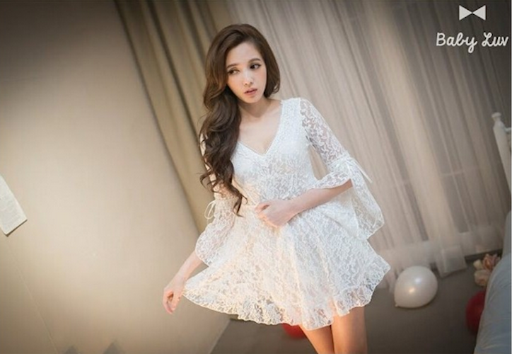 WD21586 V-Neck Lace Dress White