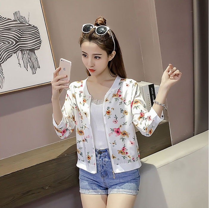 GW2237 Lovely Floral Cardigan White