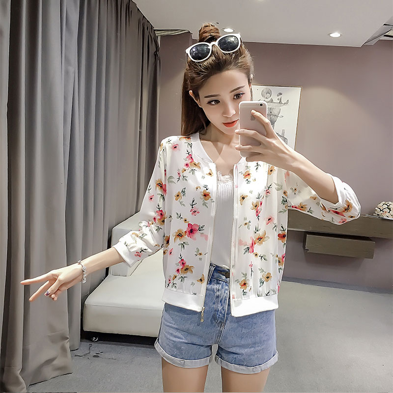 GW2237 Lovely Floral Cardigan White