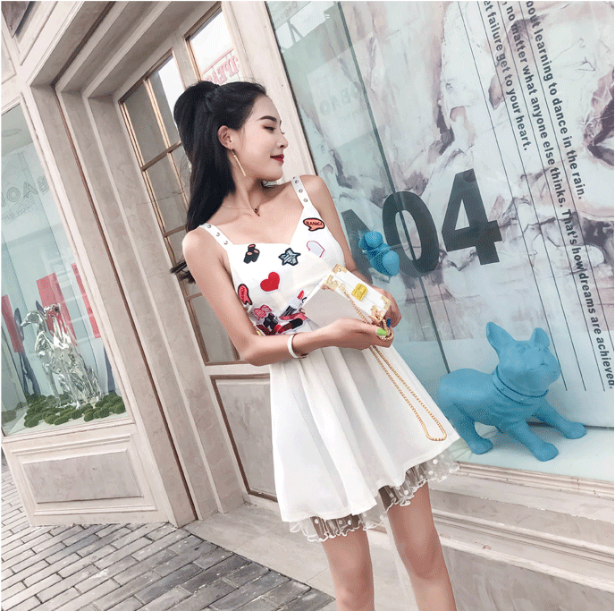 GW2238 Charming V-Neck Dress White