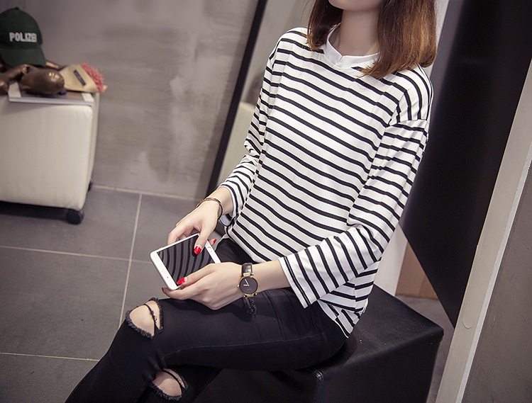 GW2241 Casual Stripe Top White