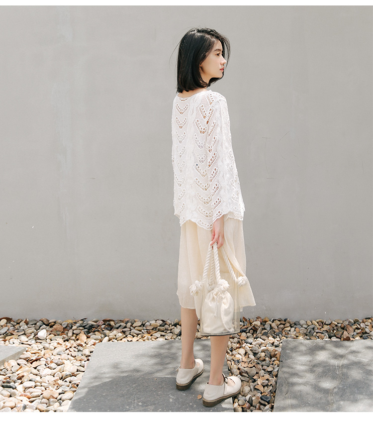 GW2244 Lovely Lace Top White