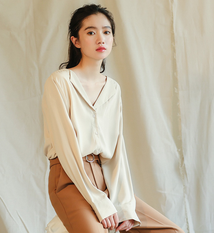 GW2262 Fashion Korea Top Almond