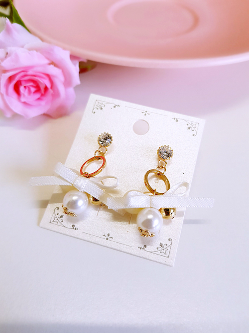 KR-042 Fashion Earring White