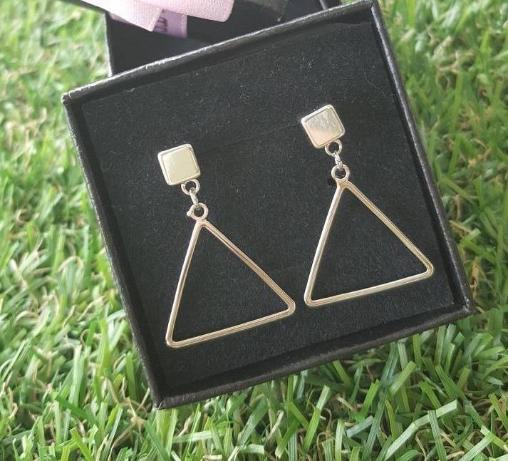 KR-113 Stylish Earring As Pic