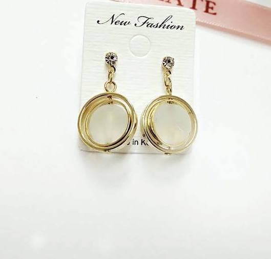 KR-135 Classic Earring Gold