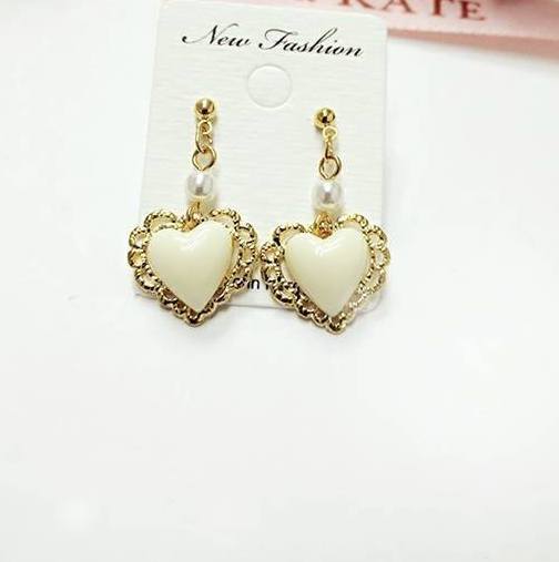 KR-140 Fashion Earring Pearl