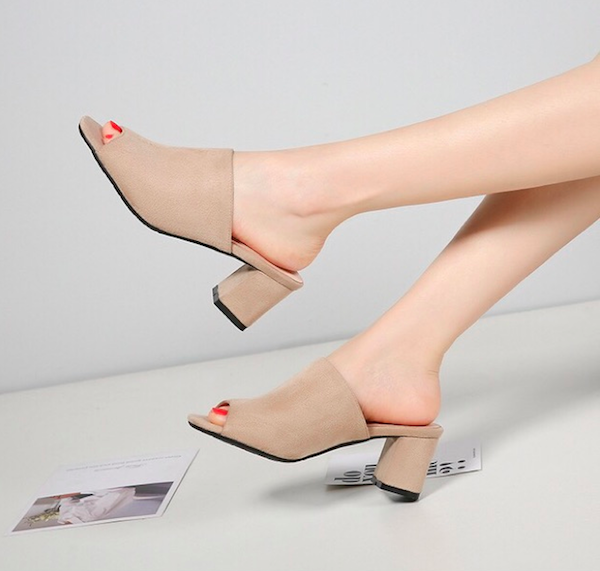 HT124 Charming Heel Khaki