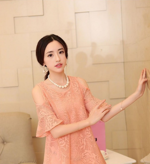 WT21710 Cold Shoulder Lace Top Pink